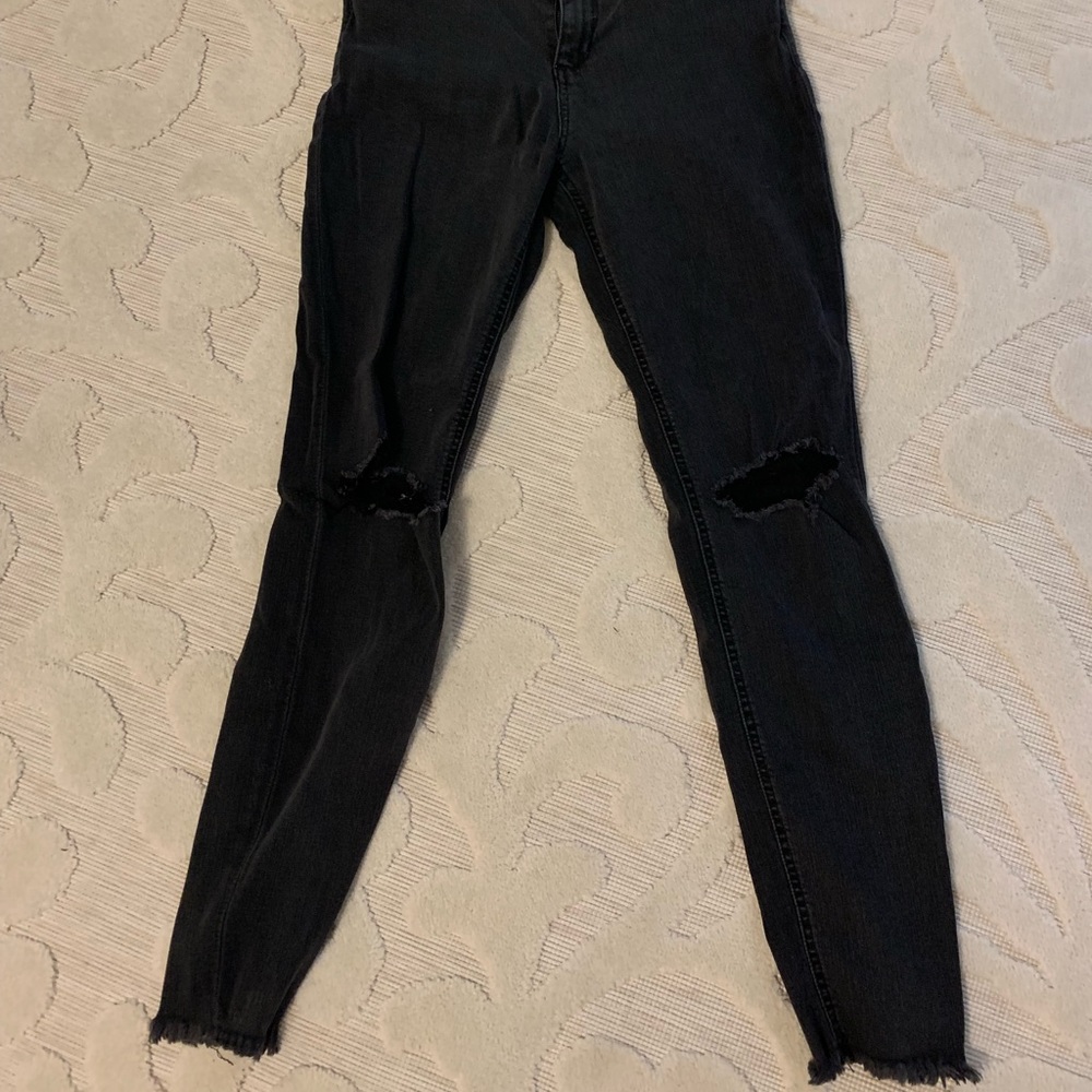 Joes jeans black distressed jeans